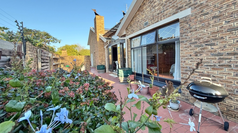 4 Bedroom Property for Sale in The Palms Western Cape